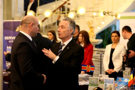 09.12.2019 Participarea Președintelui Parlamentului la deschiderea celei de-a 14-a ediție a Conferinței Naționale Anticorupție - „Abordarea sectorială a corupției Progrese şi deficiențe” (49192545792)
