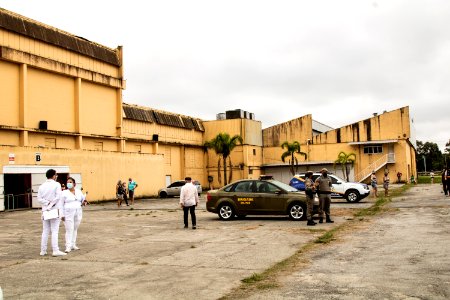 10.04.2021 - Drive-thru de vacinação para idosos com 62 anos (51107329563)