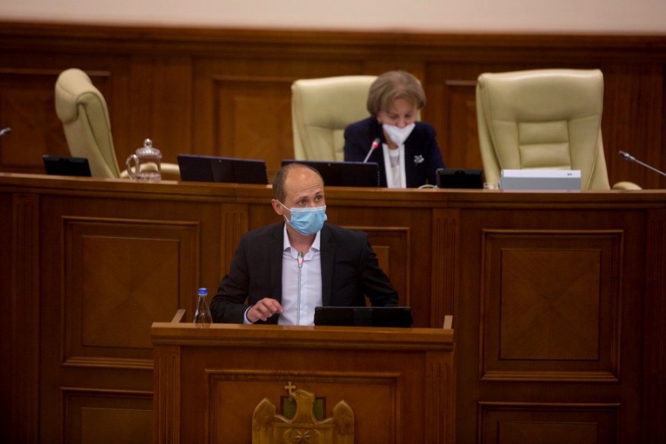 11.06.2020 Ședința plenară (49994910483)