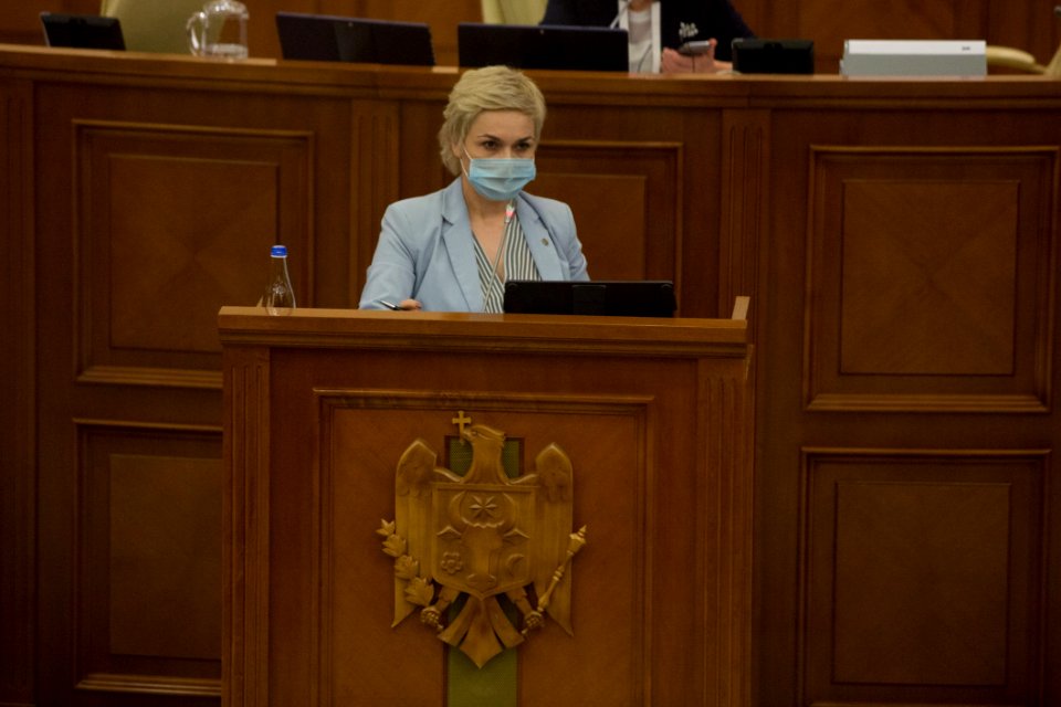 11.06.2020 Ședința plenară (49995027811)