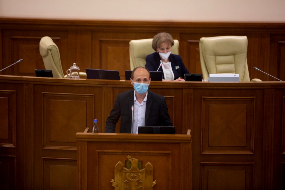 11.06.2020 Ședința plenară (49994910633)