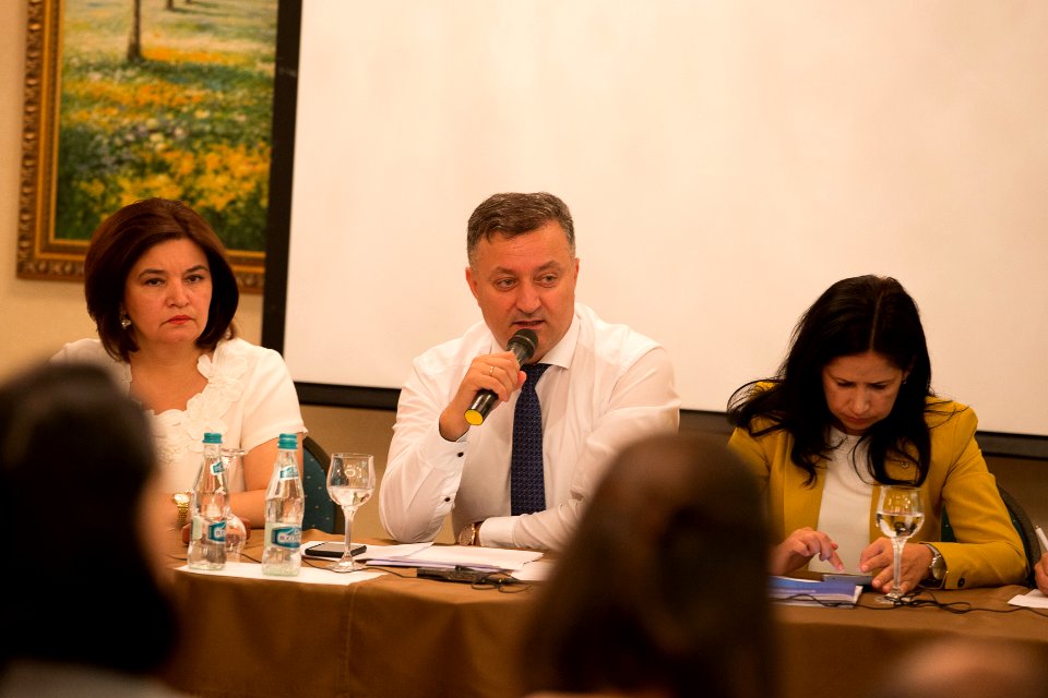 14.08.2019 Oportunități și provocări în exercitarea funcției publice de către aleșii locali - consultări publice organizate de Comisia administrație publică. (48534567406)