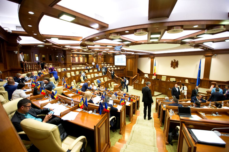 16.08.2019 Ședința plenară (48549808752)