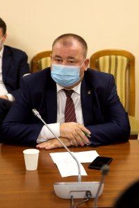 16.12.2020 Negocieri ale fracțiunilor parlamentare cu protestatarii din domeniul agriculturii (50726029776)