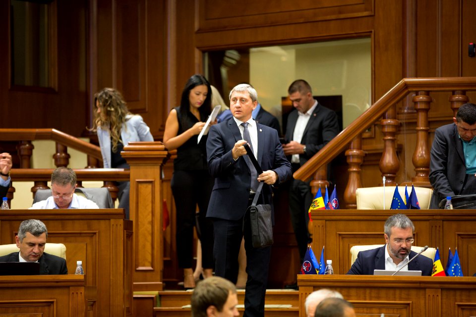 16.08.2019 Ședința plenară (48549807782)