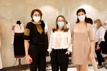 25.06.2020 Inaugurarea expoziției de costume tradiționale (50042845723)
