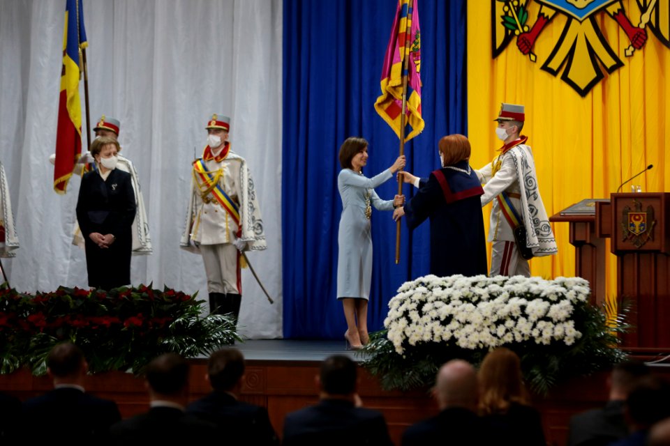 24.12.2020 Ceremonia de învestire a Președintelui ales al Republicii Moldova (50757820497)