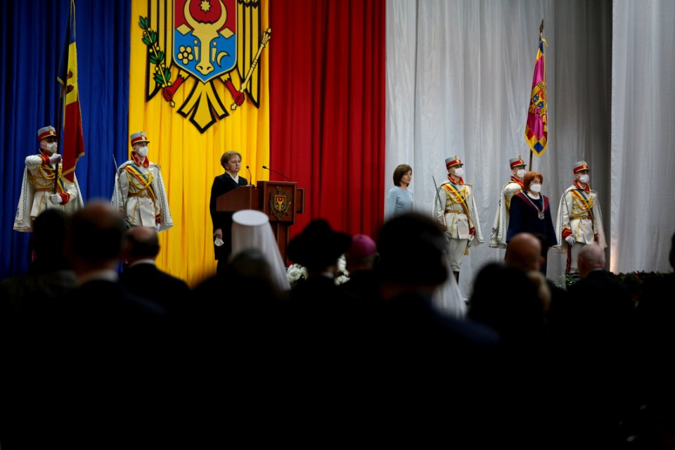 24.12.2020 Ceremonia de învestire a Președintelui ales al Republicii Moldova (50757821022)