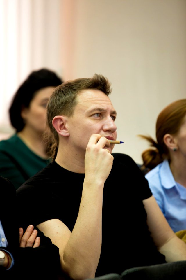 25.02.2020 Consultări publice pe platforma Comisiei cultură,educație, cercetare, tineret, sport și mass-media ”Bullying-ul în rîndul adolescenților din Republica Moldova” (49583292118)