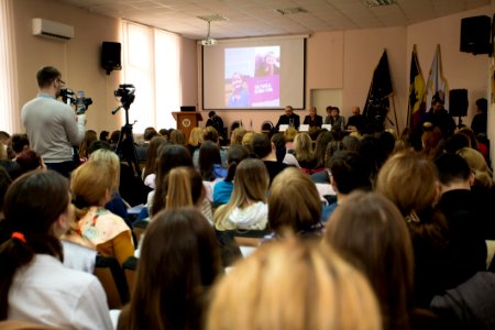 25.02.2020 Consultări publice pe platforma Comisiei cultură,educație, cercetare, tineret, sport și mass-media ”Bullying-ul în rîndul adolescenților din Republica Moldova” (49583790166)
