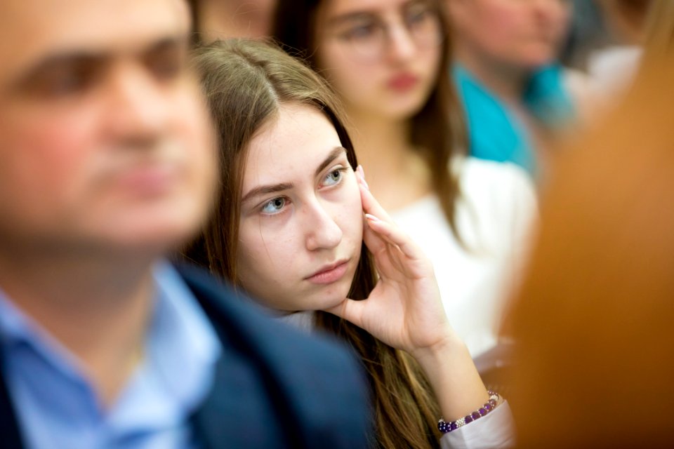 25.02.2020 Consultări publice pe platforma Comisiei cultură,educație, cercetare, tineret, sport și mass-media ”Bullying-ul în rîndul adolescenților din Republica Moldova” (49583792831)