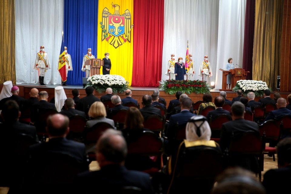 24.12.2020 Ceremonia de învestire a Președintelui ales al Republicii Moldova (50757820132)