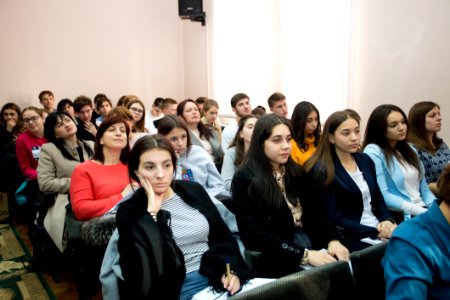 25.02.2020 Consultări publice pe platforma Comisiei cultură,educație, cercetare, tineret, sport și mass-media ”Bullying-ul în rîndul adolescenților din Republica Moldova” (49583793206)