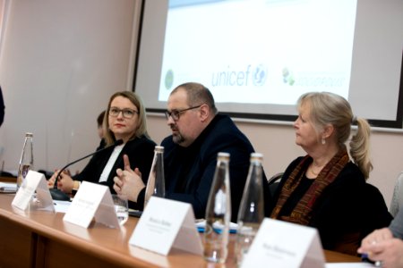 25.02.2020 Consultări publice pe platforma Comisiei cultură,educație, cercetare, tineret, sport și mass-media ”Bullying-ul în rîndul adolescenților din Republica Moldova” (49584024152)