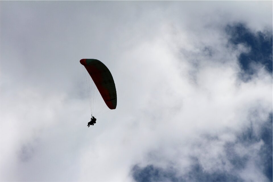 Paragliding parachute sky
