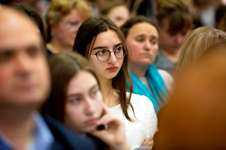 25.02.2020 Consultări publice pe platforma Comisiei cultură,educație, cercetare, tineret, sport și mass-media ”Bullying-ul în rîndul adolescenților din Republica Moldova” (49584025602)