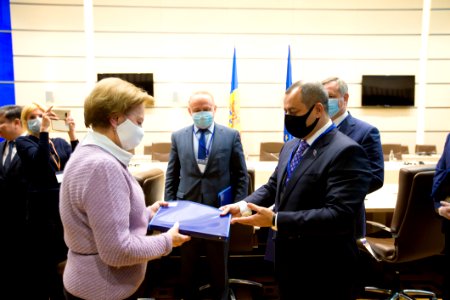31.10.2020 Întrevederea Președintelui Parlamentului, Zinaida Greceanîi, cu misiunea de observatori ai AIP CSI pentru monitorizarea alegerilor parlamentare (50549761718)