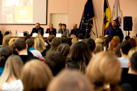 25.02.2020 Consultări publice pe platforma Comisiei cultură,educație, cercetare, tineret, sport și mass-media ”Bullying-ul în rîndul adolescenților din Republica Moldova” (49584026572)