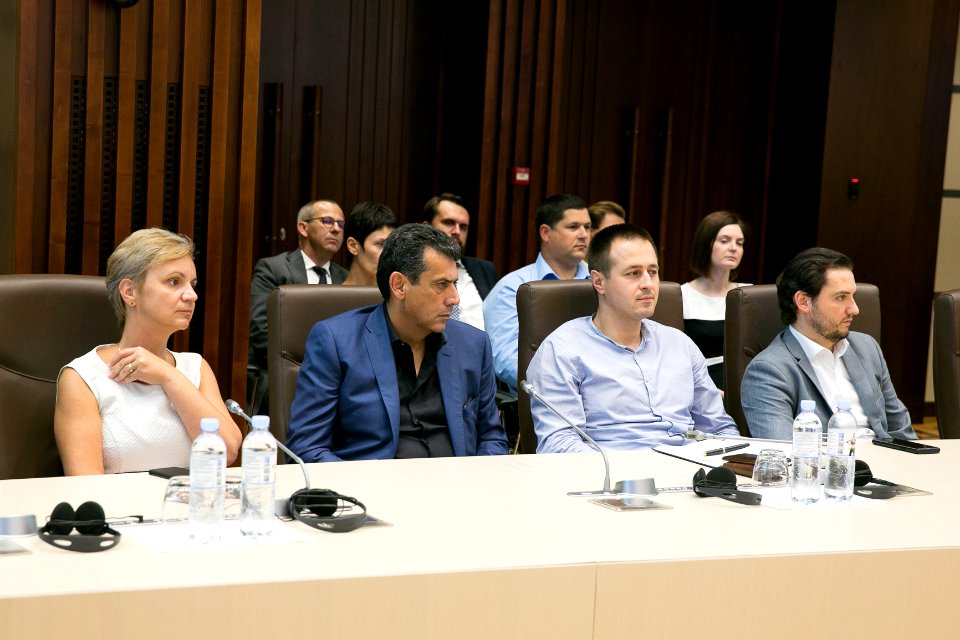 25.07.2019 Întrevederea Președintelui Parlamentului, Zinaida Greceanîi, cu reprezentanții Asociației Businessului European (EBA) și Camera de Comerț Americana (AmCham) (48372721831)