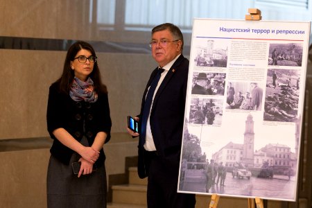 25.11.2019 Expoziție organizată de Ambasada Republicii Slovace la Chișinău cu ocazia celei de-a 75-a aniversări de la Insurecția Națională Slovacă, găzduită de Parlamentul Republicii Moldova (49122010782)