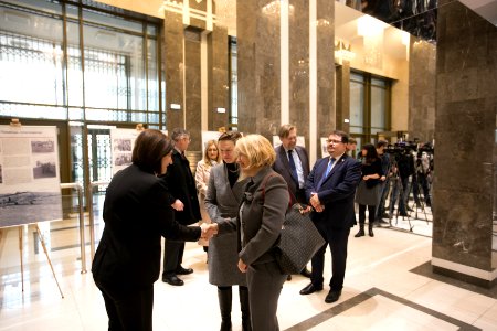25.11.2019 Expoziție organizată de Ambasada Republicii Slovace la Chișinău cu ocazia celei de-a 75-a aniversări de la Insurecția Națională Slovacă, găzduită de Parlamentul Republicii Moldova (49121822486)