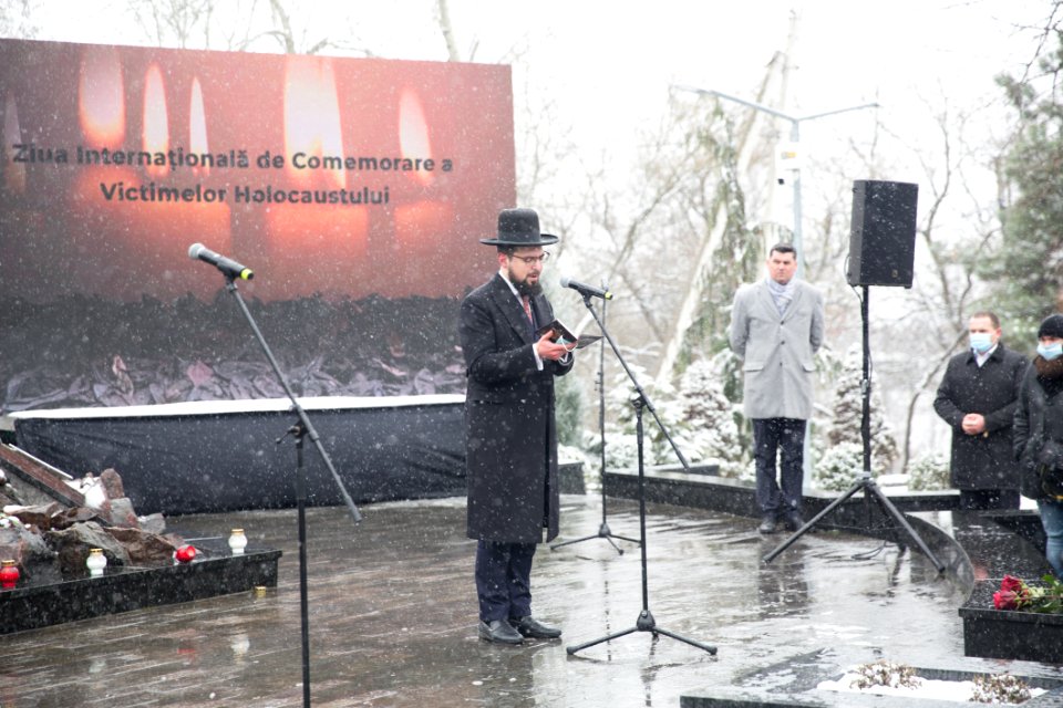 27.01.2021 Ziua internațională de comemorare a victimelor Holocaustului (50880822256)