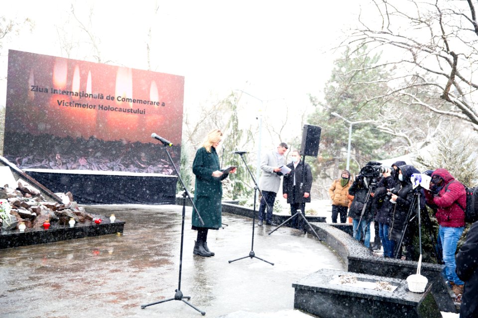 27.01.2021 Ziua internațională de comemorare a victimelor Holocaustului (50880106938)