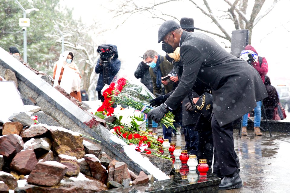 27.01.2021 Ziua internațională de comemorare a victimelor Holocaustului (50880923837)