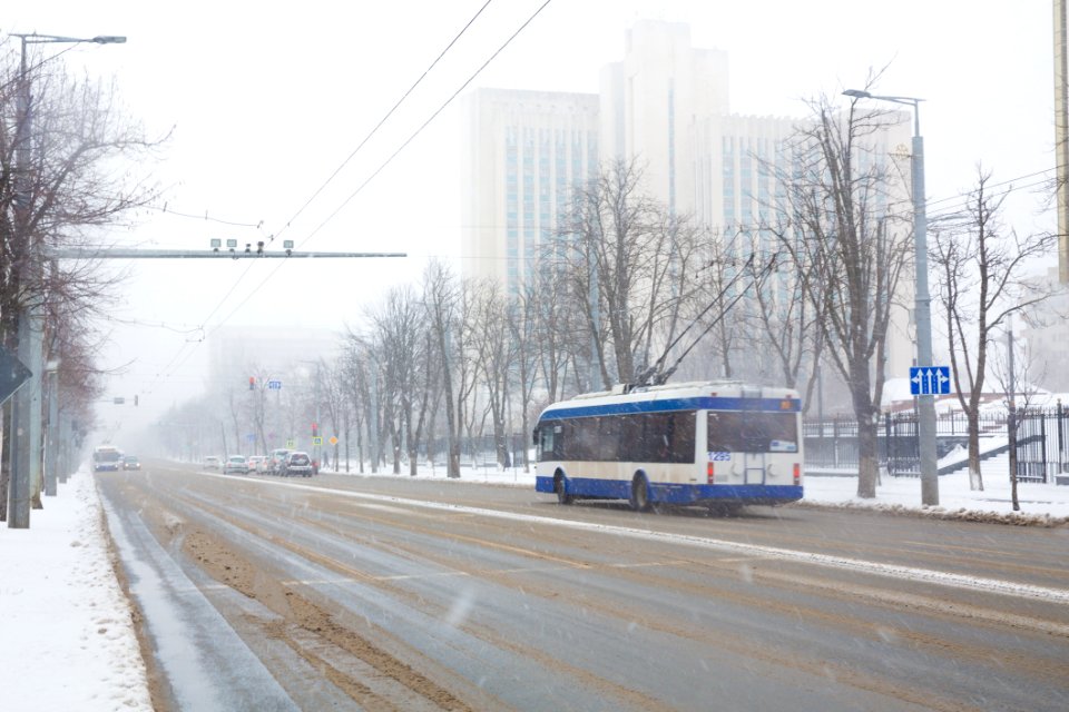 28.01.2021 Iarna în scuarul Parlamentului Republicii Moldova (50883342008)