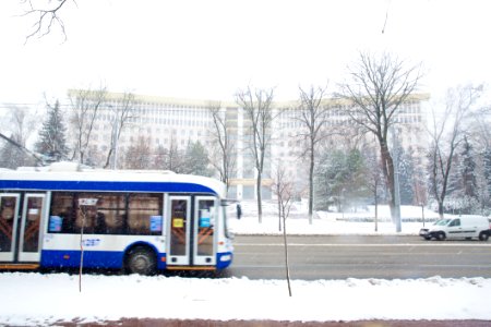 28.01.2021 Iarna în scuarul Parlamentului Republicii Moldova (50884167322)