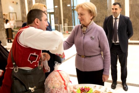 28.02.2020 Tîrgul de mărțisoare la Parlament ”Primăvara care ne unește” (49594874718)