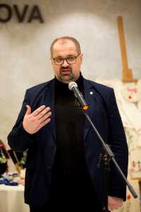 28.02.2020 Tîrgul de mărțisoare la Parlament ”Primăvara care ne unește” (49595372726)