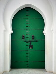 Design lock establishment