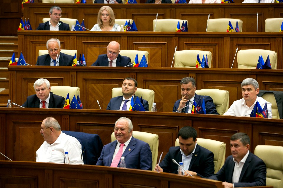 30.07.2019 Ședința plenară (48413157297)