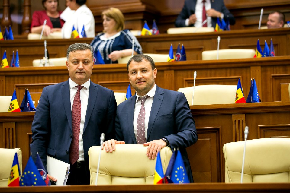 31.07.2019 Ședința plenară (48421471317)