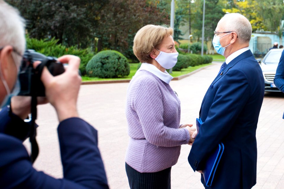 31.10.2020 Întrevederea Președintelui Parlamentului, Zinaida Greceanîi, cu misiunea de observatori ai AIP CSI pentru monitorizarea alegerilor parlamentare (50549761133)