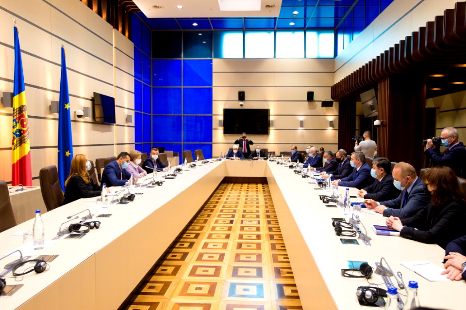 31.10.2020 Întrevederea Președintelui Parlamentului, Zinaida Greceanîi, cu misiunea de observatori ai AIP CSI pentru monitorizarea alegerilor parlamentare (50550494846)