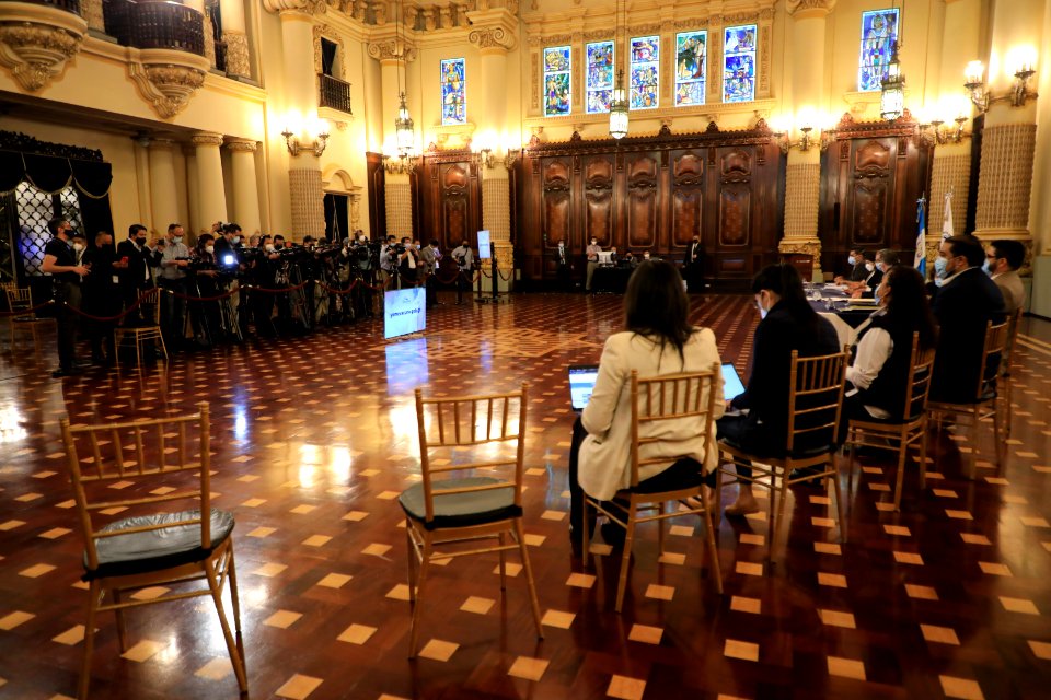 Autoridades del ministerio de Salud hablan sobre la situación actual y proyecciones del COVID-19 en el país 20210825 (51401326047)