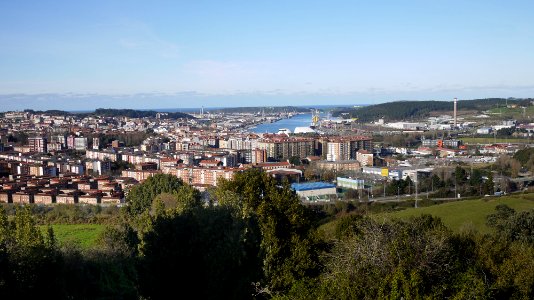 Avilés desde La Luz (42736702301)