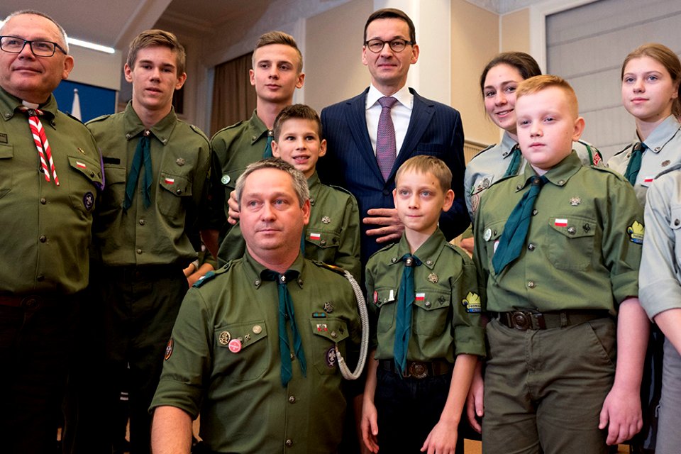 Betlejemskie Światło Pokoju w Kancelarii Premiera (39126008392)