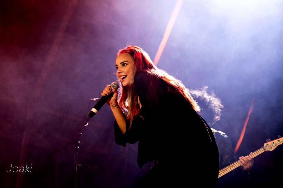 CHENOA CONCIERTO FIESTAS VALLADOLID 2018 IMG 1032-imp (29640076937)