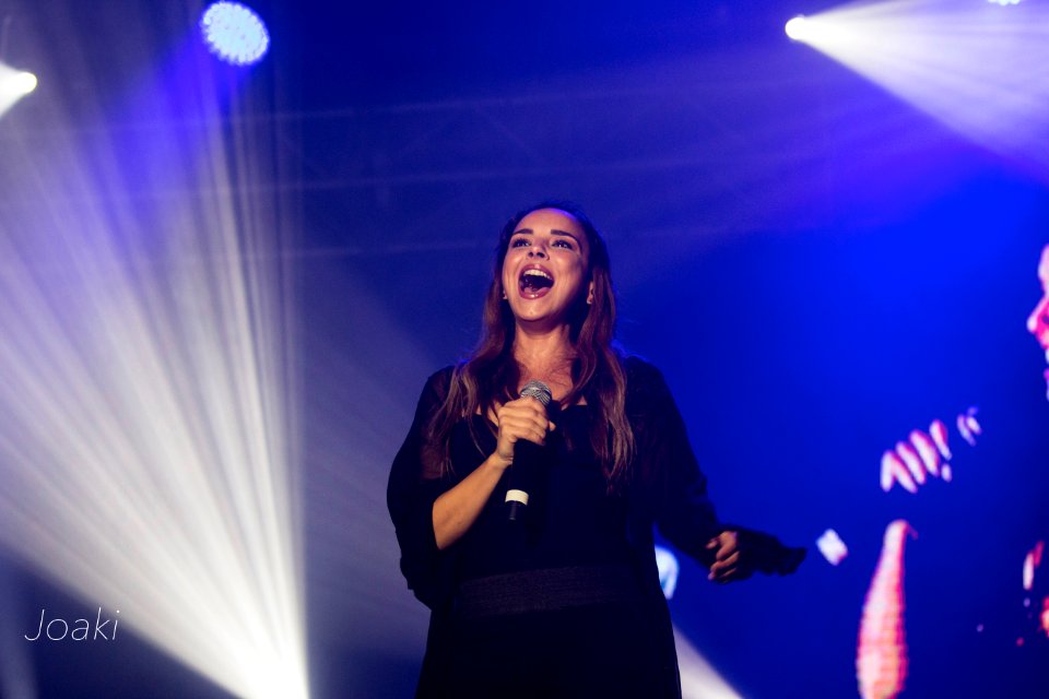 CHENOA CONCIERTO FIESTAS VALLADOLID 2018 IMG 1210-imp (44528572082)