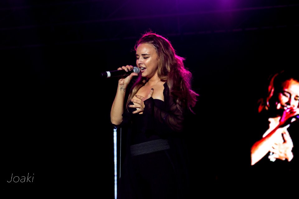 CHENOA CONCIERTO FIESTAS VALLADOLID 2018 IMG 1264-imp (44528569892)