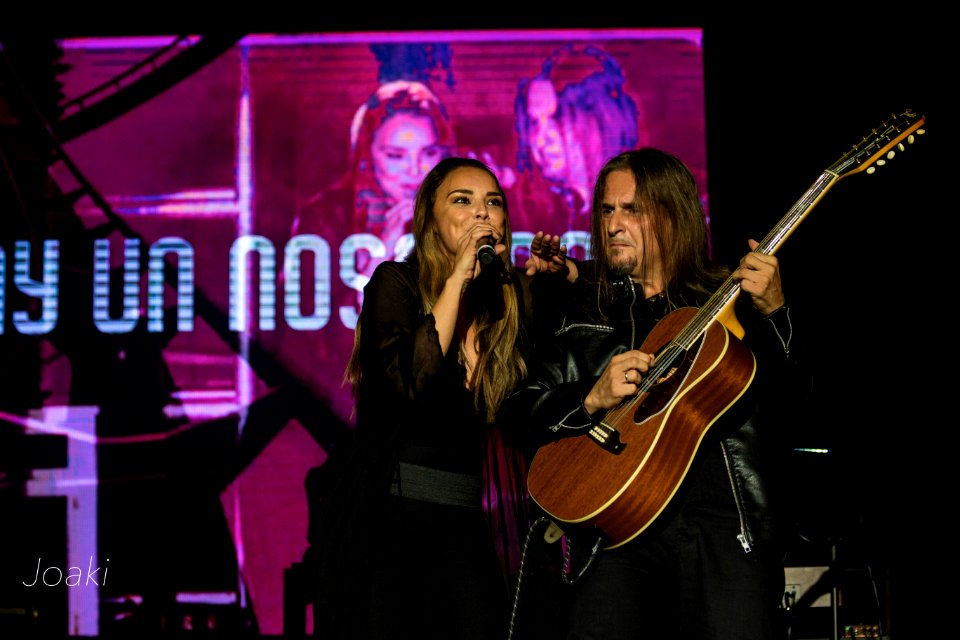 CHENOA CONCIERTO FIESTAS VALLADOLID 2018 IMG 1144-imp (44578556031)