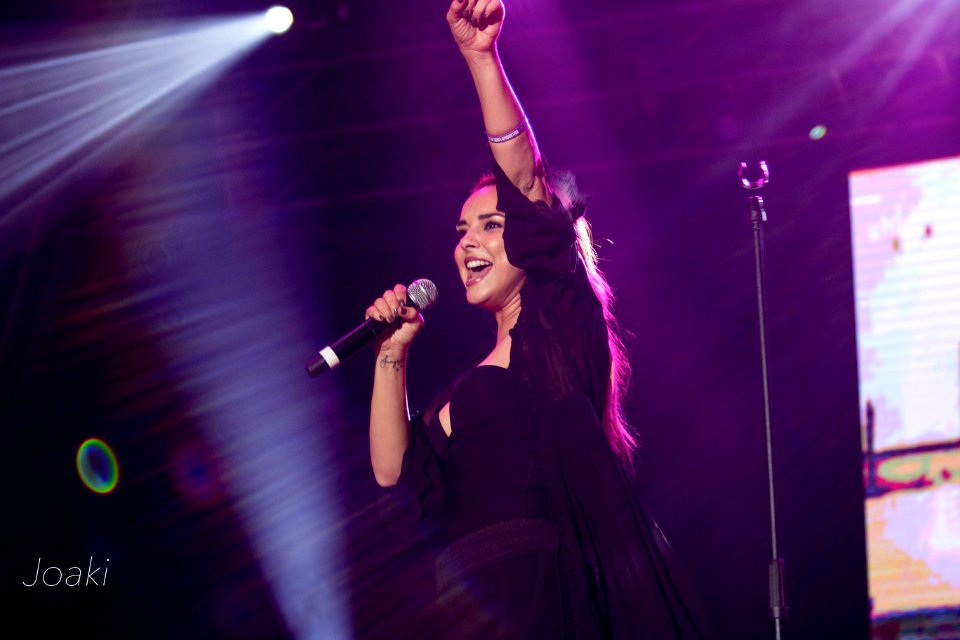 CHENOA CONCIERTO FIESTAS VALLADOLID 2018 IMG 1243-imp (44578554041)
