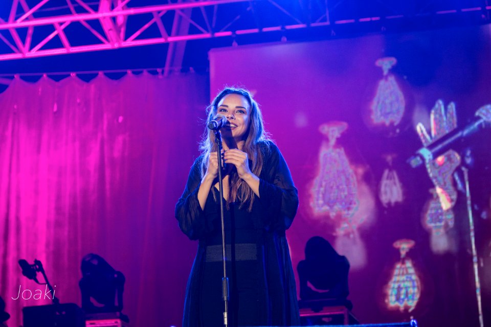 CHENOA CONCIERTO FIESTAS VALLADOLID 2018 IMG 1321-imp (29640069067)