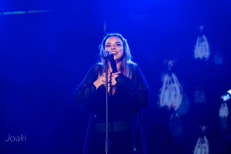 CHENOA CONCIERTO FIESTAS VALLADOLID 2018 IMG 1345-imp (42768607750)