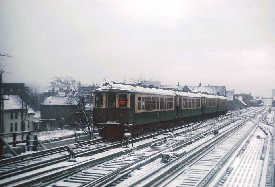 Chicago Transit Authority Evanston Express with 4000 series cars at Clark Junction near the Belmont Station, Chicago, IL on February 2, 1968. (22395367476)
