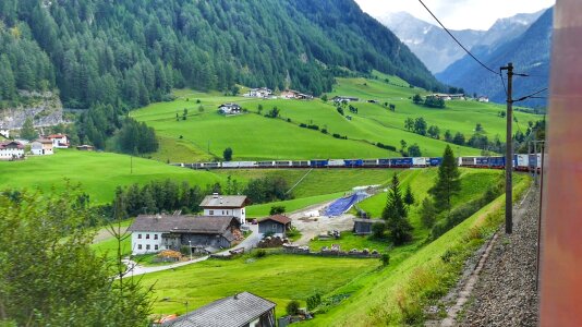 Travel hill railway