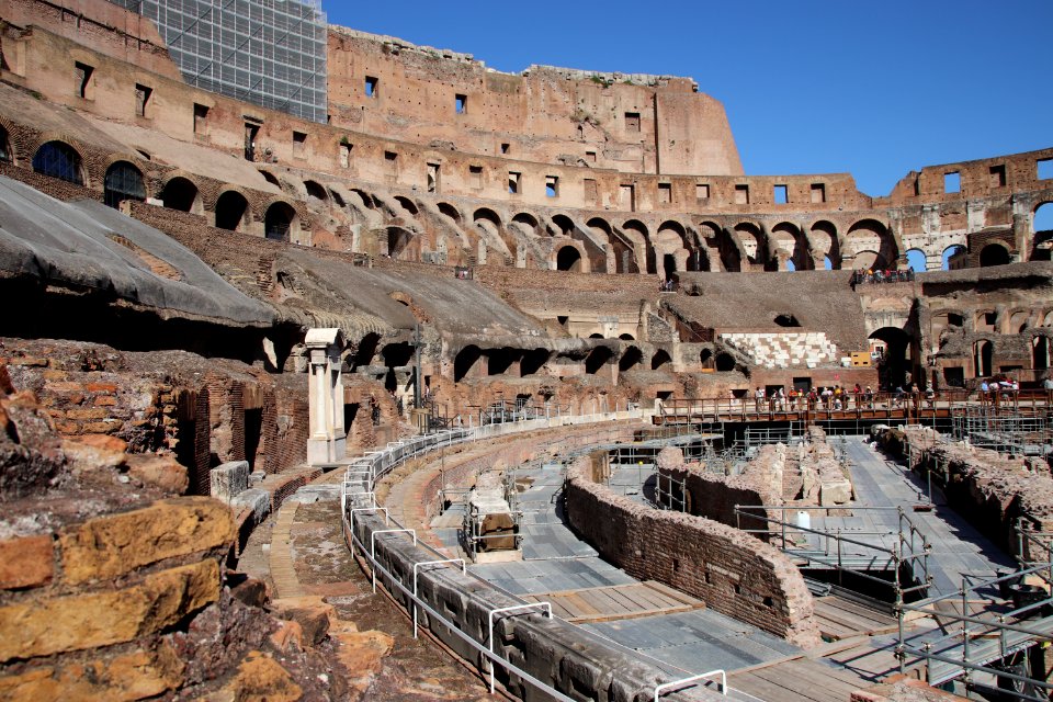 Colosseum (48416083966)